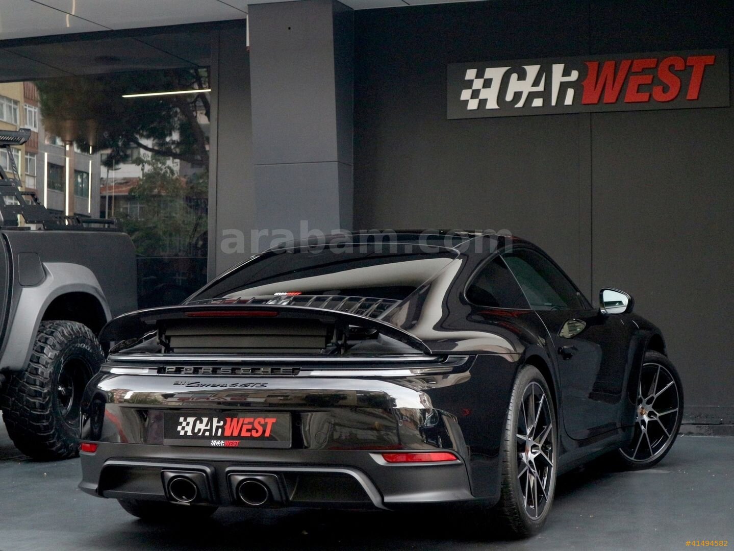 Galeriden Porsche 911 Carrera 4 GTS 2025 Model İstanbul 0 km Siyah 4