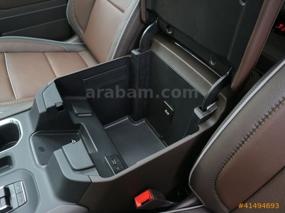 2025 GMC SİERRA DENALİ 3.O L DURAMAX ELEK.YAN BASAMAK
