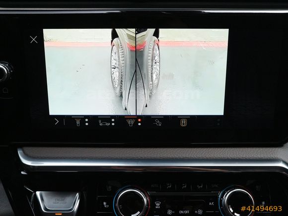 2025 GMC SİERRA DENALİ 3.O L DURAMAX ELEK.YAN BASAMAK
