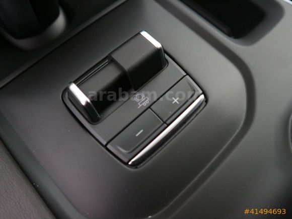2025 GMC SİERRA DENALİ 3.O L DURAMAX ELEK.YAN BASAMAK