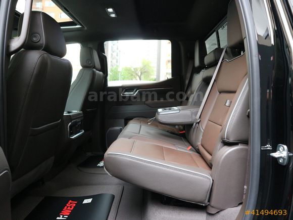 2025 GMC SİERRA DENALİ 3.O L DURAMAX ELEK.YAN BASAMAK