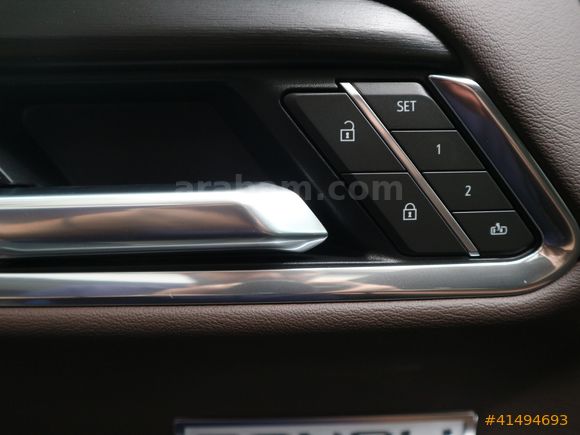 2025 GMC SİERRA DENALİ 3.O L DURAMAX ELEK.YAN BASAMAK
