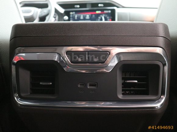 2025 GMC SİERRA DENALİ 3.O L DURAMAX ELEK.YAN BASAMAK