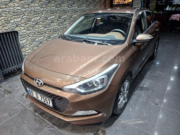 Sahibinden Hyundai i20 1.2 MPI Style 2015 Model  53.000 km Kahverengi
