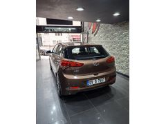 Sahibinden Hyundai i20 1.2 MPI Style 2015 Model  63.000 km Kahverengi