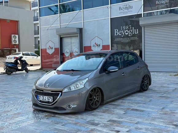 Sahibinden Peugeot 208 1.4 HDi Active 2012 Model 