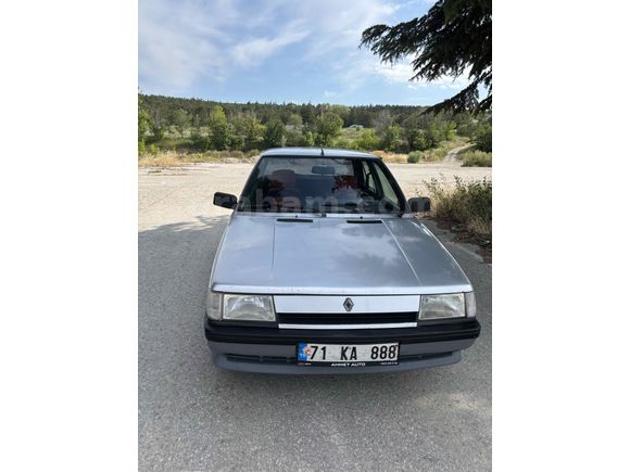 Galeriden Renault R 9 1.4 Broadway 1993 Model Çorum