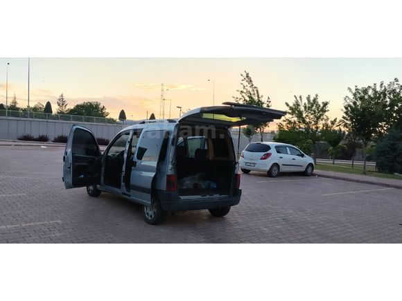 Sahibinden Peugeot Partner 2.0 HDI 2004 Model