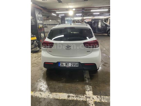 Sahibinden Kia Rio 1.4 CRDi Concept Plus 2017 Model 