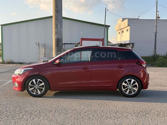 Sahibinden Hyundai i20 1.2 MPI Style 2017 Model 