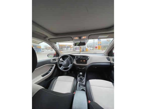 Sahibinden Hyundai i20 1.2 MPI Style 2017 Model 