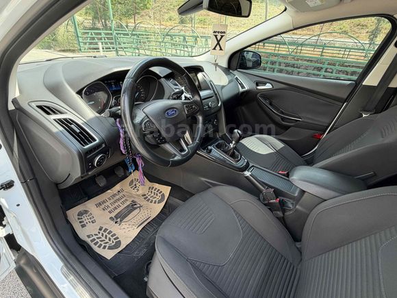 Sahibinden Ford Focus 1.6 TDCi Titanium 2015 Model 