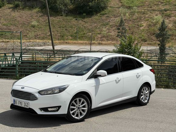 Sahibinden Ford Focus 1.6 TDCi Titanium 2015 Model 