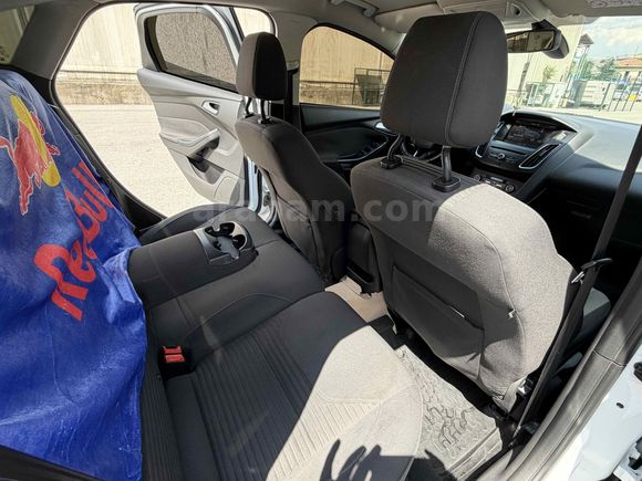 Sahibinden Ford Focus 1.6 TDCi Titanium 2015 Model 