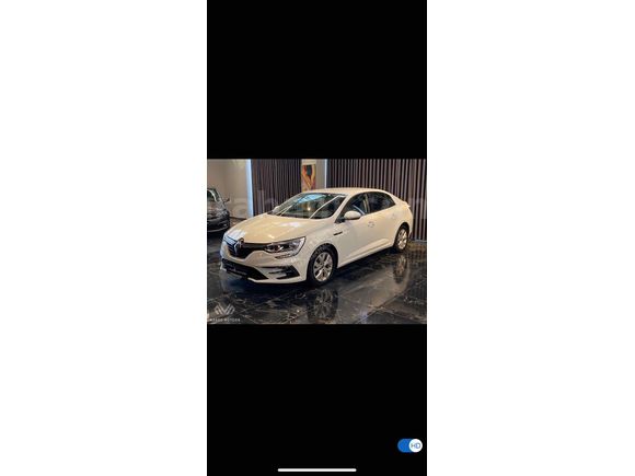 Sahibinden Renault Megane 1.5 Blue DCI Touch 2021 Model 