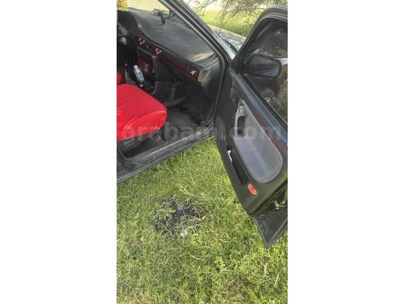 Sahibinden Mazda 323 1.6 1992 Model 