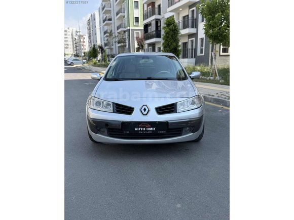 AUTO CMR'DEN 2008 MEGANE 1.5 DCİ OTOMATİK FULL K.KARTINA TAKSİT