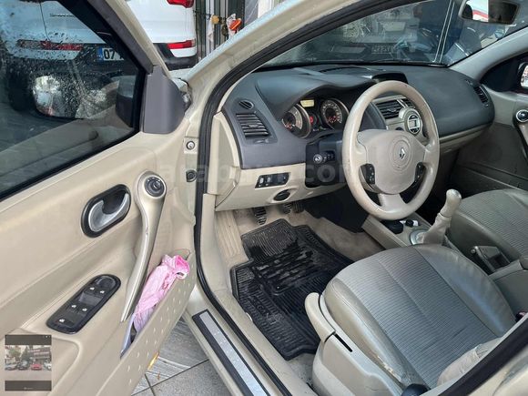 2007 Megane 1.5dci 100 hp 252 bin kmde pirivilige full