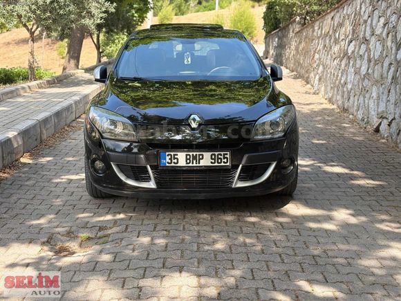 SUNROOFLU 2012 RENAULT MEAGANE 1.5 DCİ 110 PS PRİVİLEGE