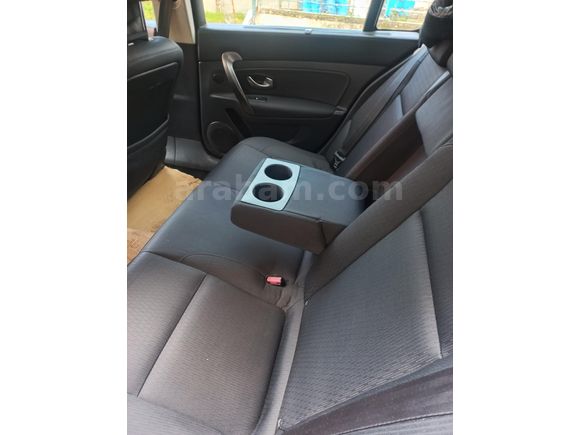 Sahibinden Renault Latitude 1.5 dCi Expression 2011 Model