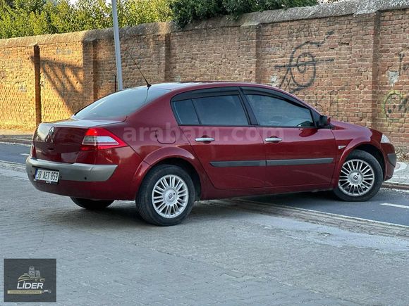 TEMİZ RENAULT MEGANE 2 PRİVİLEGE