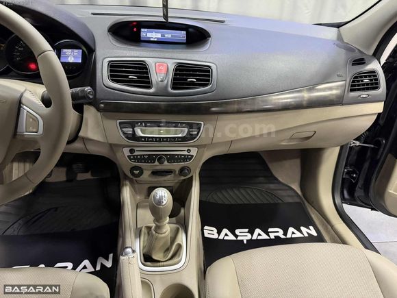 BAŞARAN'DAN RENAULT MEGANE 1.5 DCI PRİVİLEGE 200.000 PEŞİNATLA