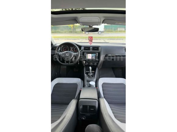 Değişensiz 2017  Sunroof DSG