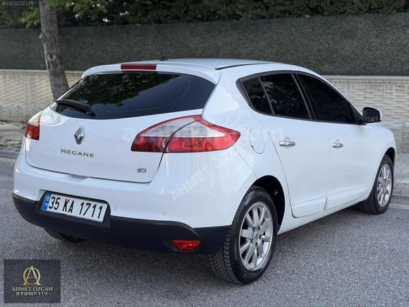 AHMET ÖZCAN'DAN 2012 MEGANE 3 OTOMATİK 210000 KM