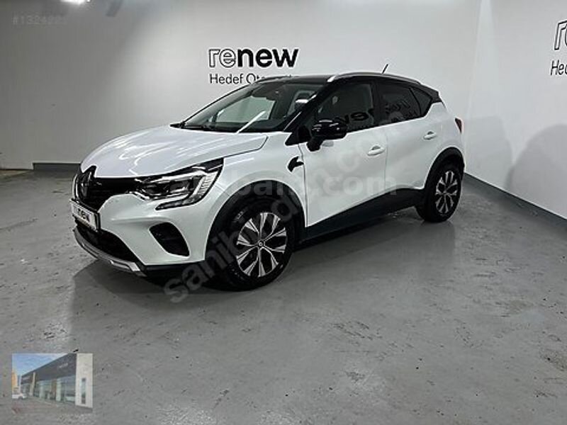Galeriden Renault Captur 1.3 TCe Touch Plus 2023 Model İstanbul 99.416 km Beyaz