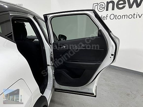 HEDEF RENAULT'DAN 0,99 KREDİ 2023 CAPTUR TOUCH PLUS HYBRİD EDC