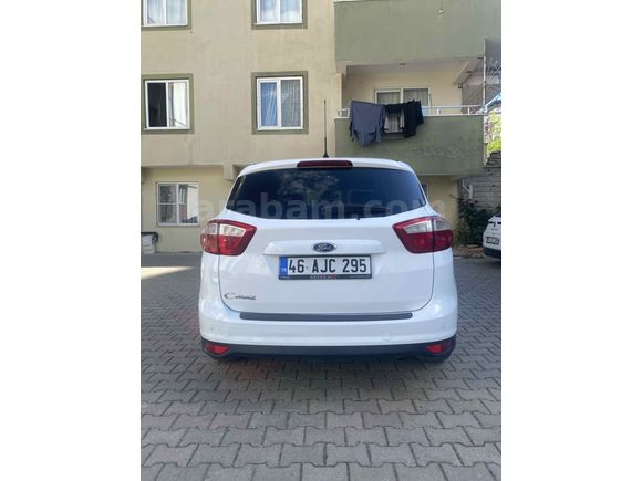 Sahibinden Ford C-Max 1.6 Trend 2014 Model  192.000 km Beyaz