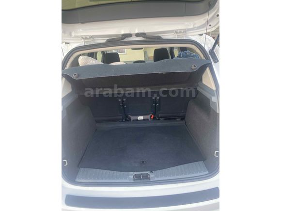 Sahibinden Ford C-Max 1.6 Trend 2014 Model  192.000 km Beyaz