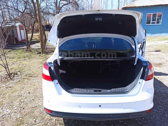 Sahibinden Ford Focus 1.6 Ti-VCT Trend X 2013 Model 