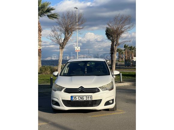 Sahibinden Citroen C4 1.6 e-HDi Confort Plus 2012 Model  242.000 km Beyaz