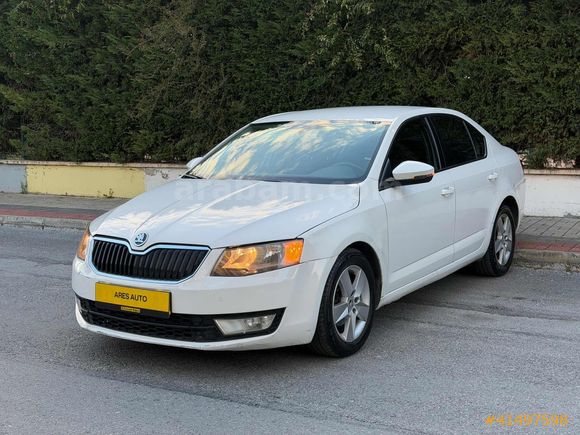 2016 OTOMATİK SKODA OCTAVİA 1.6 TDI OPTİMAL