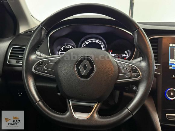 İMZA PLAZA'DAN 2019 RENAULT MEGANE 1.6 TOUCH 72BİN KM HATASIZ