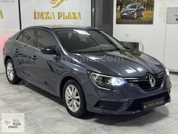 İMZA PLAZA'DAN 2019 RENAULT MEGANE 1.6 TOUCH 72BİN KM HATASIZ