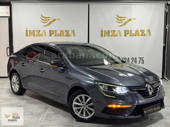 İMZA PLAZA'DAN 2019 RENAULT MEGANE 1.6 TOUCH 72BİN KM HATASIZ