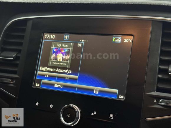 İMZA PLAZA'DAN 2019 RENAULT MEGANE 1.6 TOUCH 72BİN KM HATASIZ