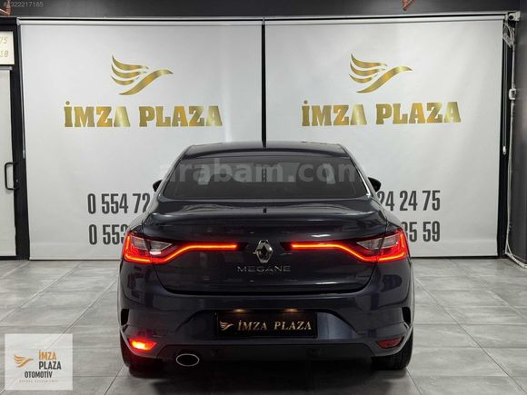 İMZA PLAZA'DAN 2019 RENAULT MEGANE 1.6 TOUCH 72BİN KM HATASIZ