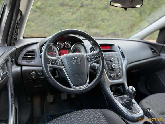 ARES AUTO'dan 2016 EDİTİON 53 bin km ASTRA