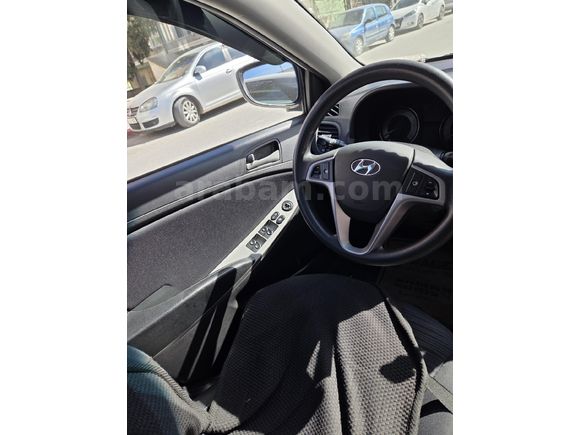 Sahibinden Hyundai Accent Blue 1.6 CRDI Mode Plus 2017 Model