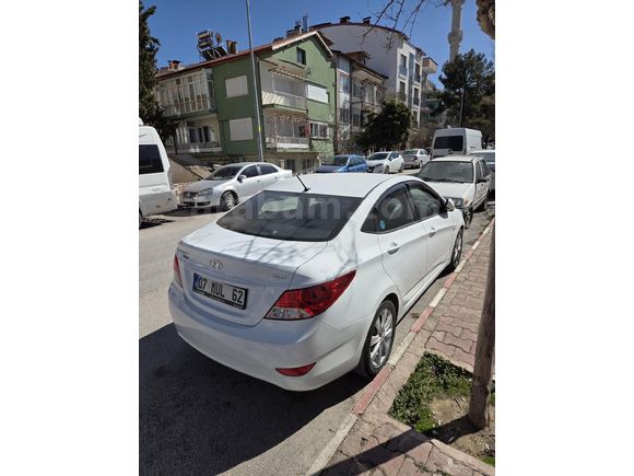 Sahibinden Hyundai Accent Blue 1.6 CRDI Mode Plus 2017 Model