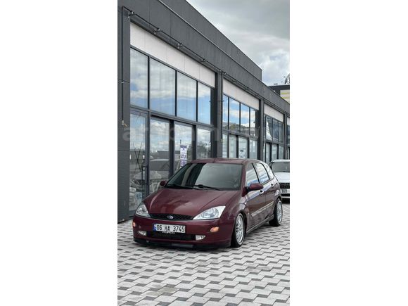 Sahibinden Ford Focus 1.6 Ghia 2001 Model  araç boş verilecektir 