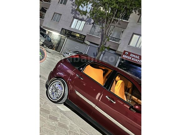 Sahibinden Ford Focus 1.6 Ghia 2001 Model  araç boş verilecektir 