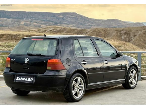 Golf 4 SUNROOF'LU 1.6 BENZİN/LPG CAM GİBİ