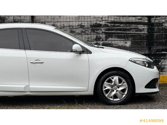CESA GROUP | 2013 - DİZEL OTOMATİK - 1.5dCi EDC - TOUCH PLAS