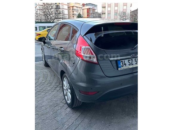 Sahibinden Ford Fiesta 1.6 Titanium 2017 Model 