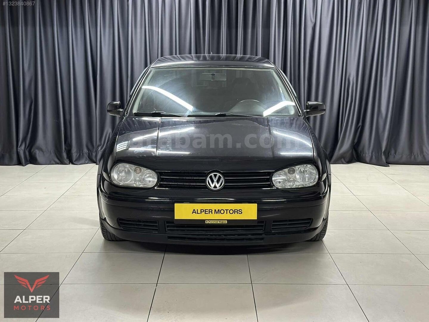 Galeriden Volkswagen Golf 1.6 Comfortline 1999 Model Uşak 218.000 km Siyah 2