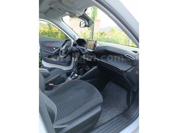 Sahibinden Peugeot 2008 1.2 PureTech Active Skypack 2021 Model 